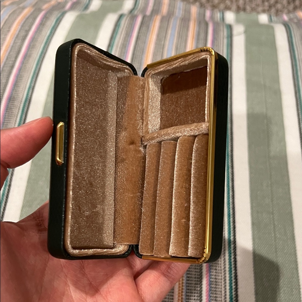 Elegant Green and Gold Jewelry Case